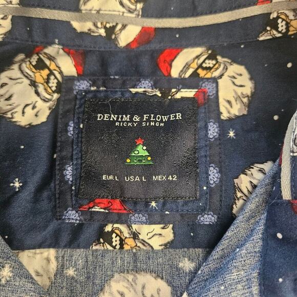 2/$30 Denim & Flower Ricky Singh Short-sleeved Button-down Santa Shirt Size L - Picture 3 of 9